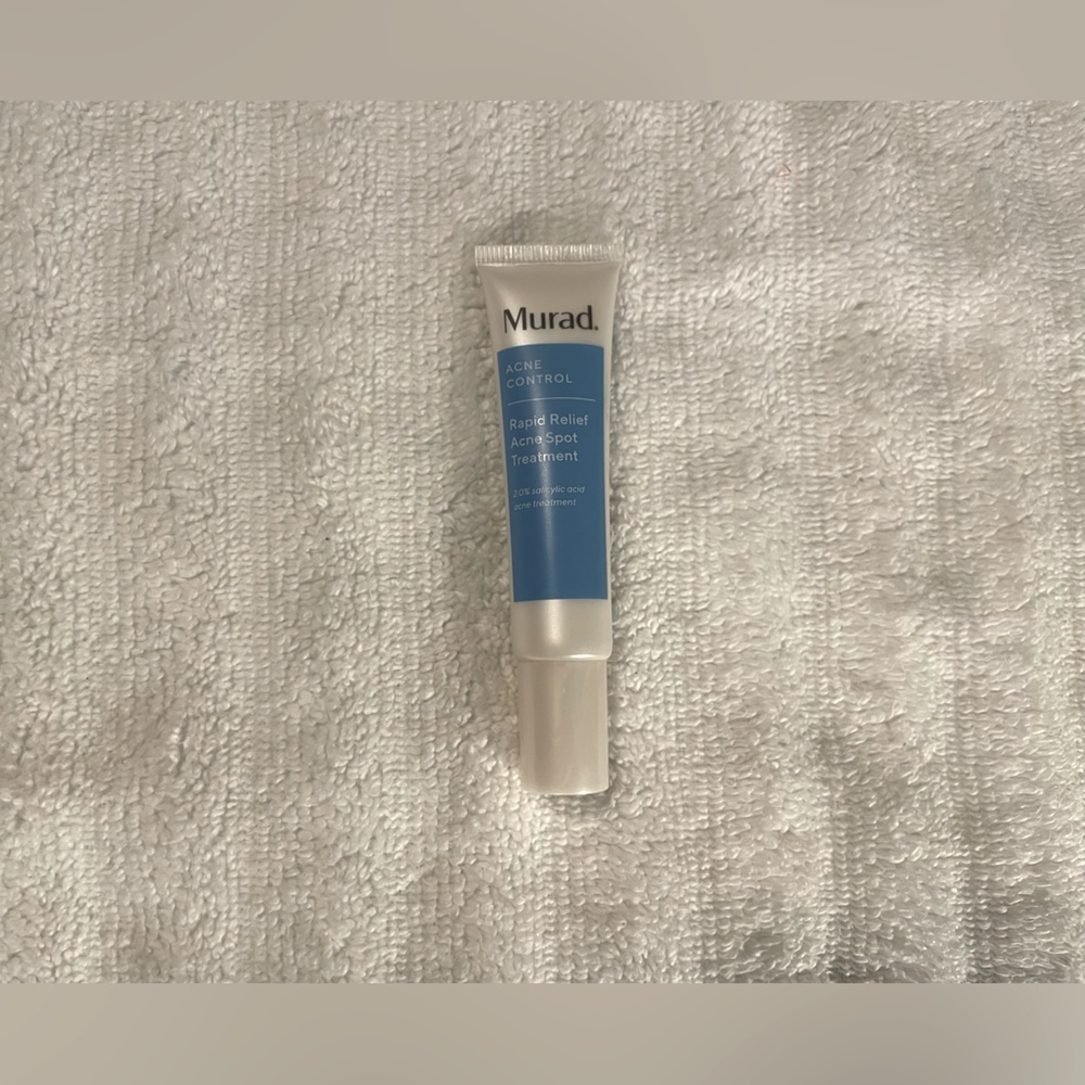 Murad rapid relief acne spot treatment.
